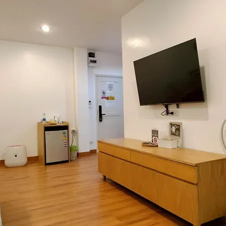 The Modeva Hotel Kanchanaburi City Room photo